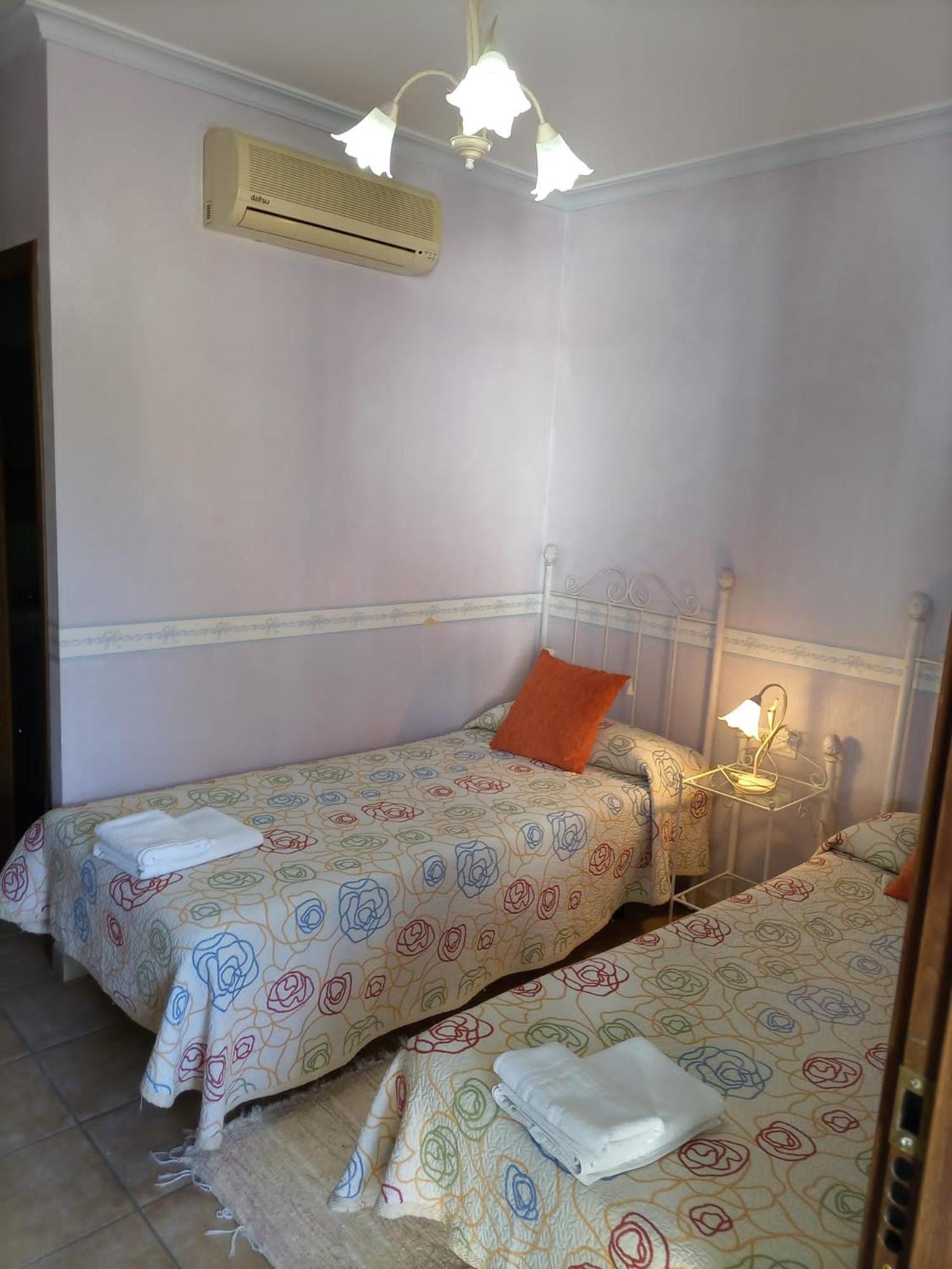 Venta De Abajo Hotel El Castillo de las Guardas Room photo